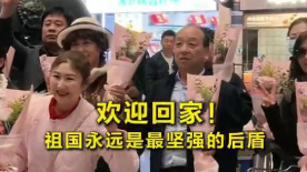 法导演帕特里斯·夏侯去世 曾执导《玛戈皇后》 2013-10-08 法国著名导演帕特里斯·夏侯（Patrice Chéreau）昨日在法国巴黎因肺癌去世，享年68岁。